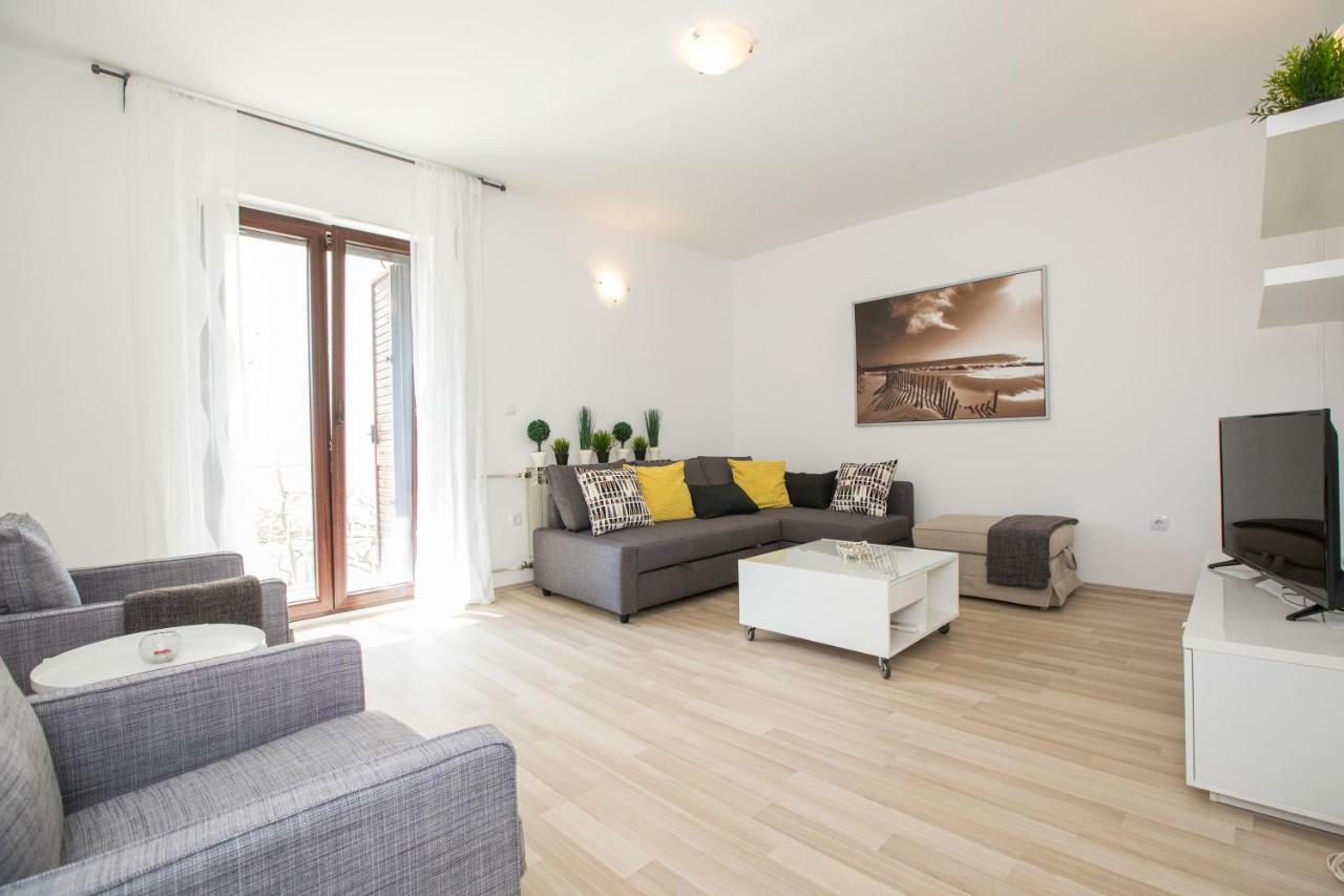 Apartment Macan Cavtat Esterno foto